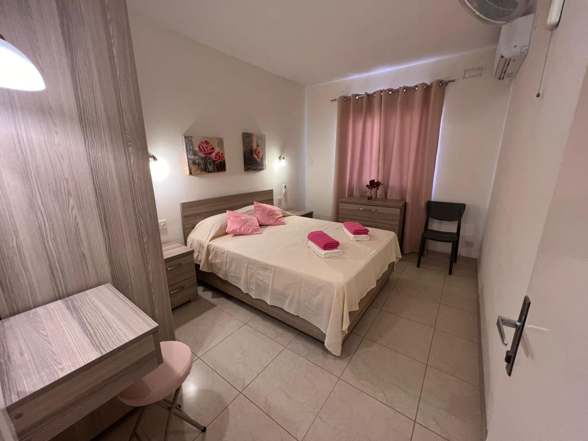 Fiesta Apartment Seaview Mellieha Exterior foto